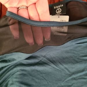 Green quarter sleeve top